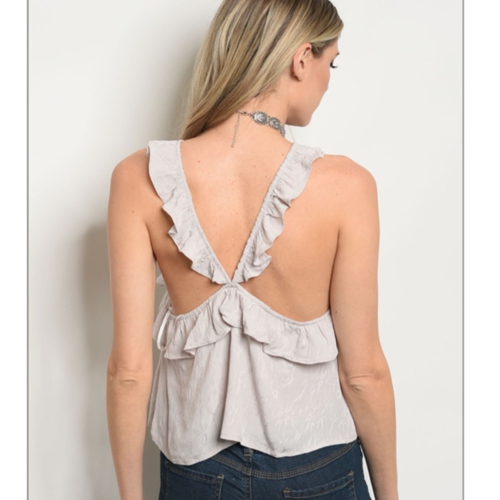 Honey Punch ruffle sleeve crop top gray silver S - Picture 4 of 6